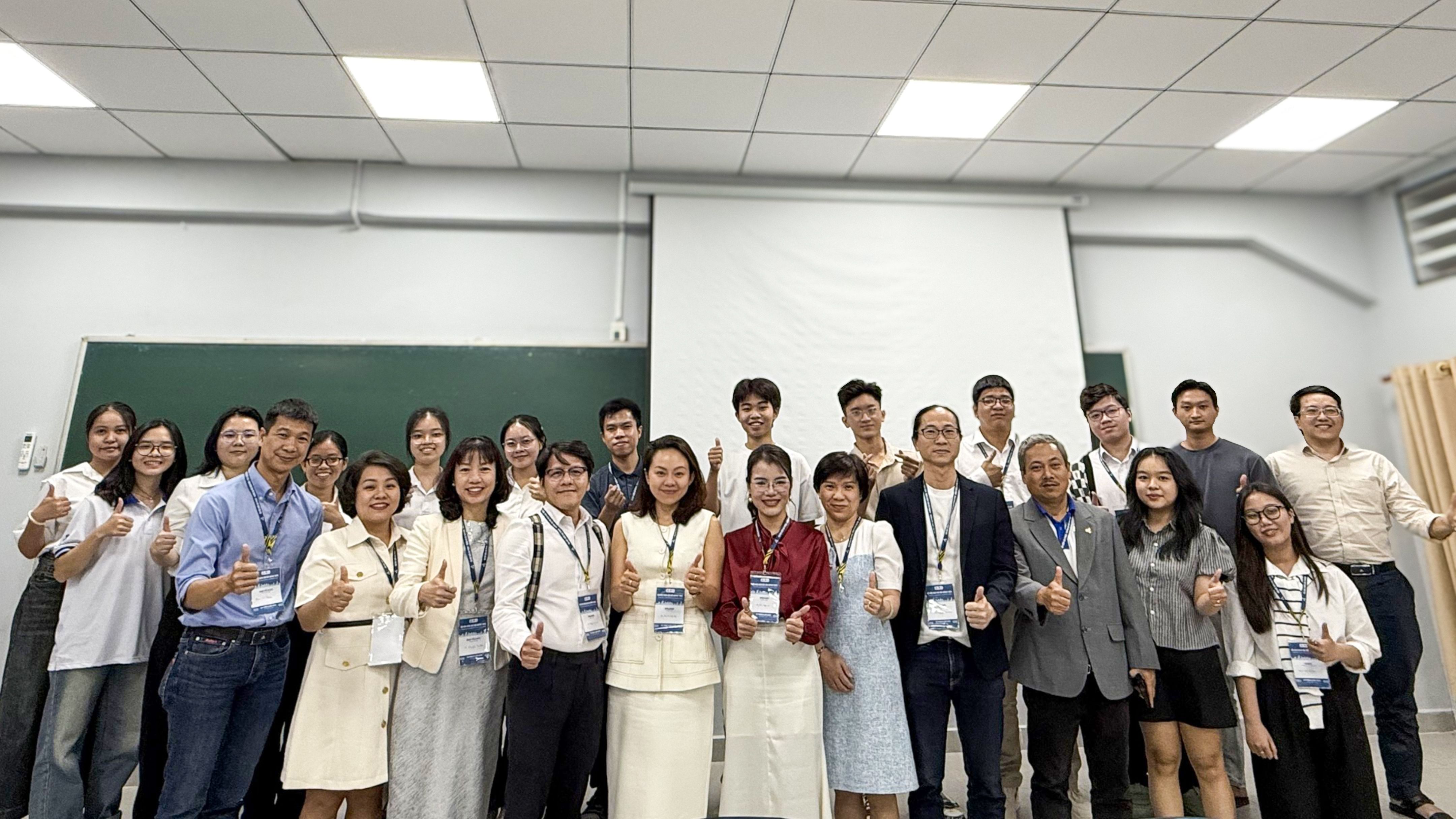 CEO VNETWORK shares insights on AI-Driven Cyber Resilience at SIM IMPACT 2025