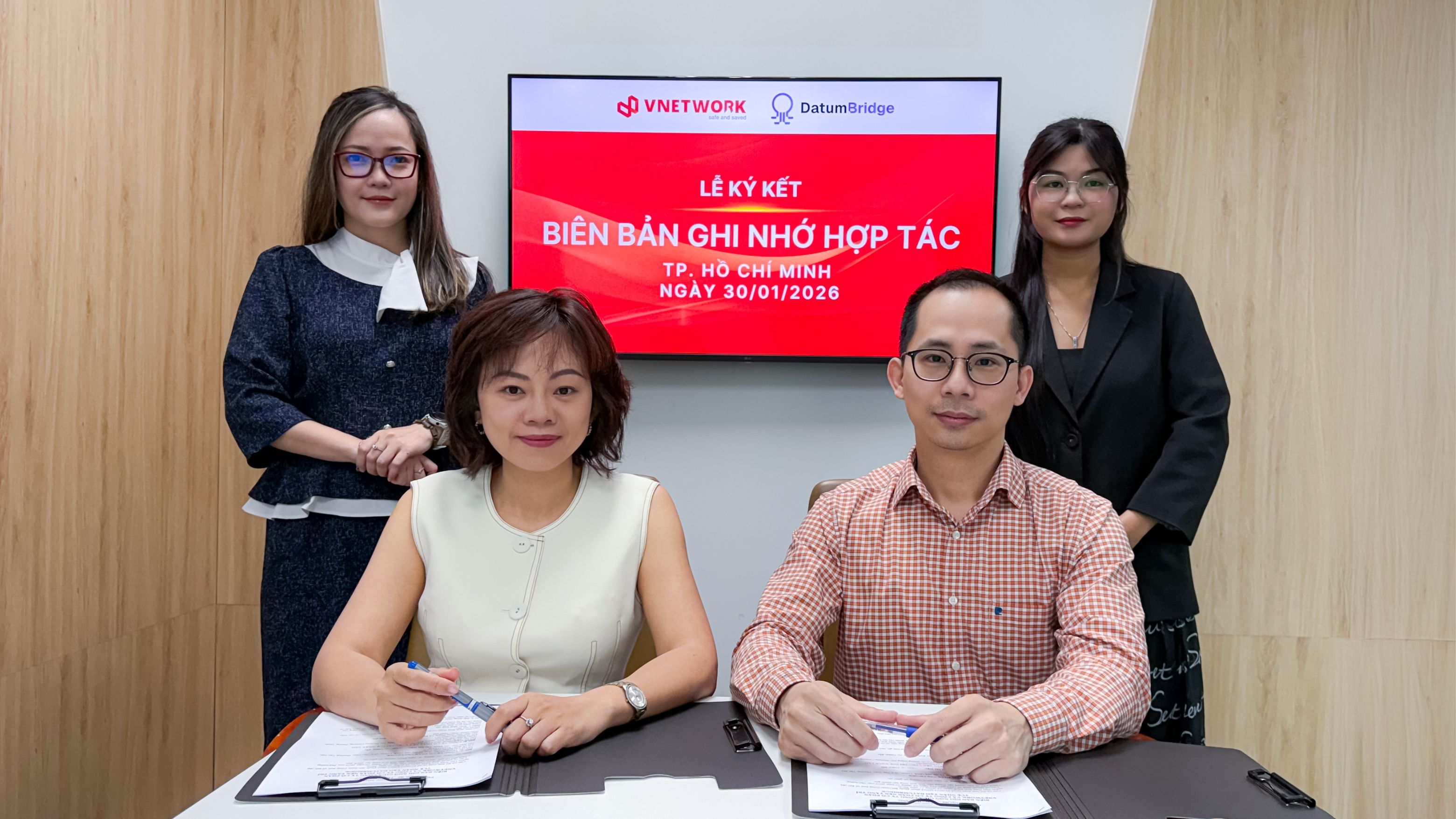 VNETWORK và DatumBridge ký kết hợp tác, mở ra định hướng phối hợp dài hạn