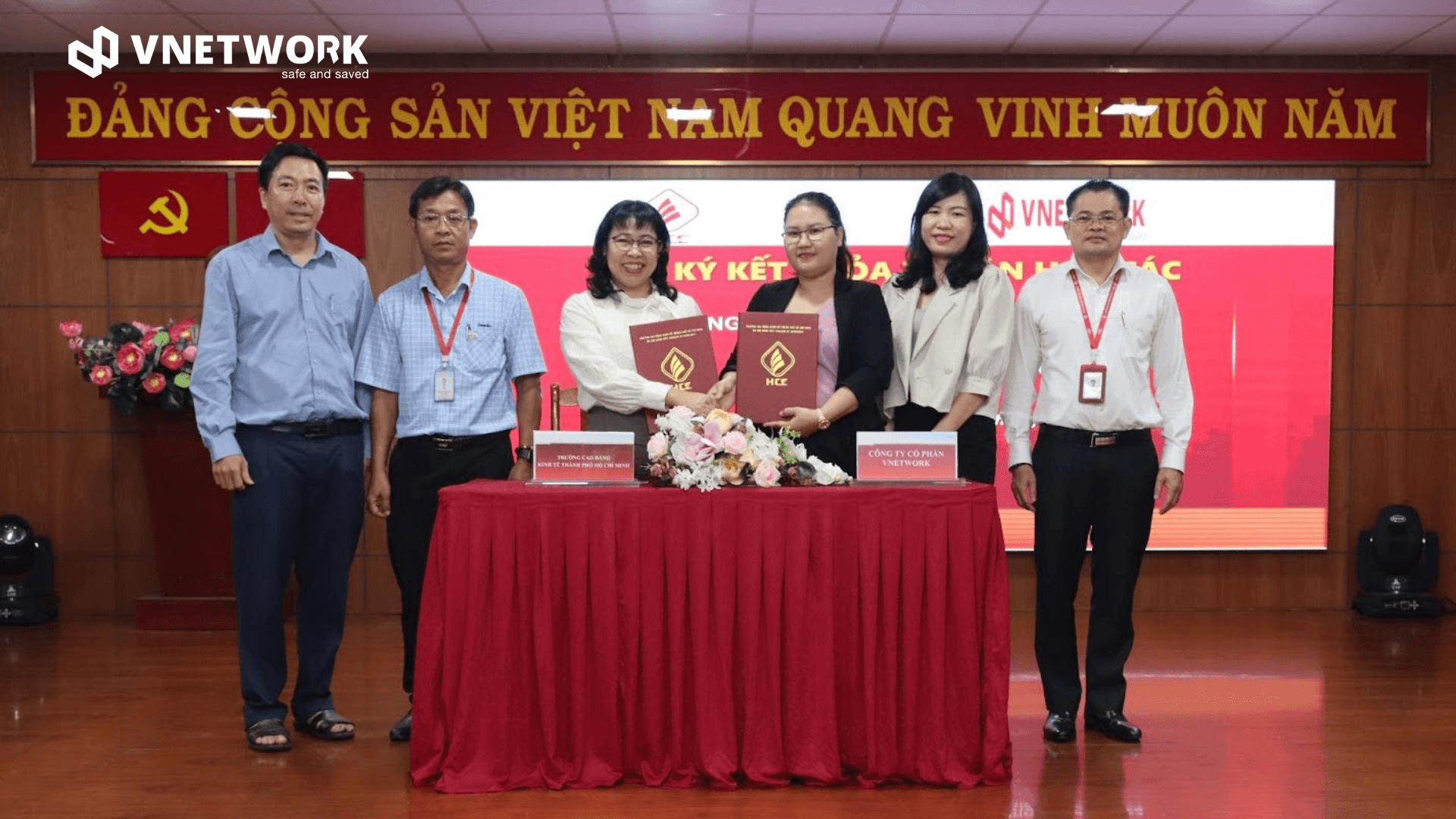 VNETWORK Signs Partnership Agreement with Ho Chi Minh City College of Economics